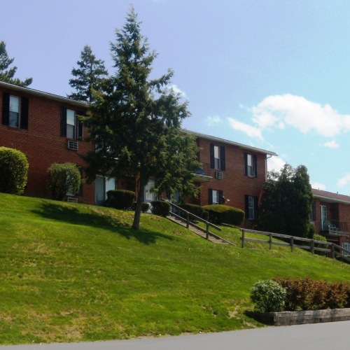 Oak Hollow Apartments